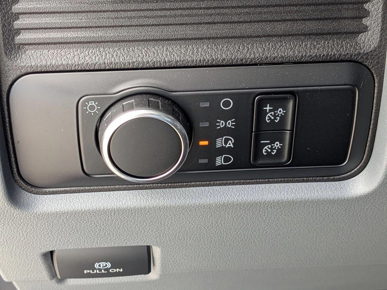 2024 Ford Super Duty F-350 DRW XL 2WD Crew Cab 179" WB 60" CA