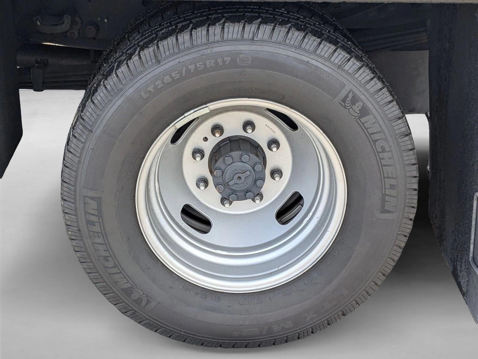 2024 Ford Super Duty F-350 DRW XL 2WD Crew Cab 179" WB 60" CA