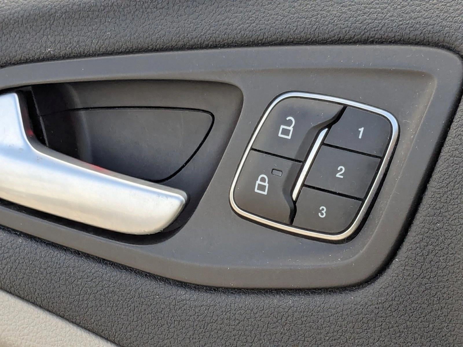 2017 Ford Escape Titanium 4WD