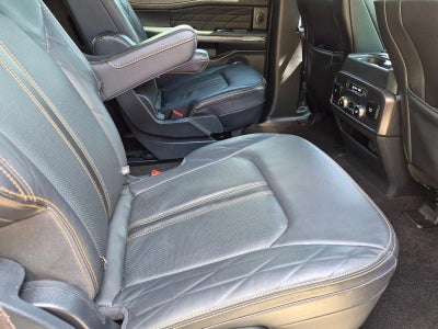 2023 Ford Expedition Platinum 4x2