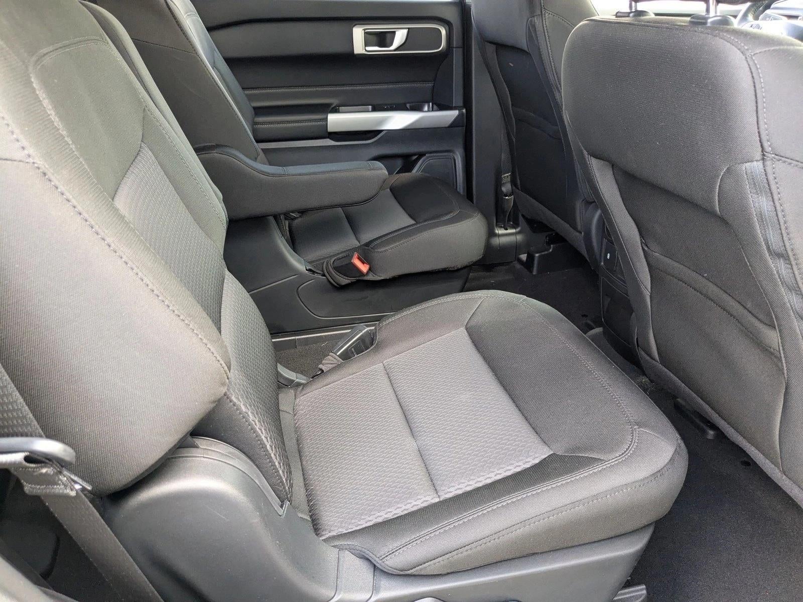 2023 Ford Explorer XLT RWD