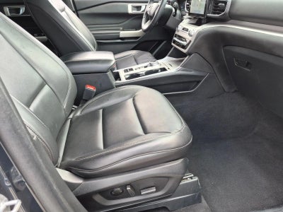 2023 Ford Explorer XLT RWD
