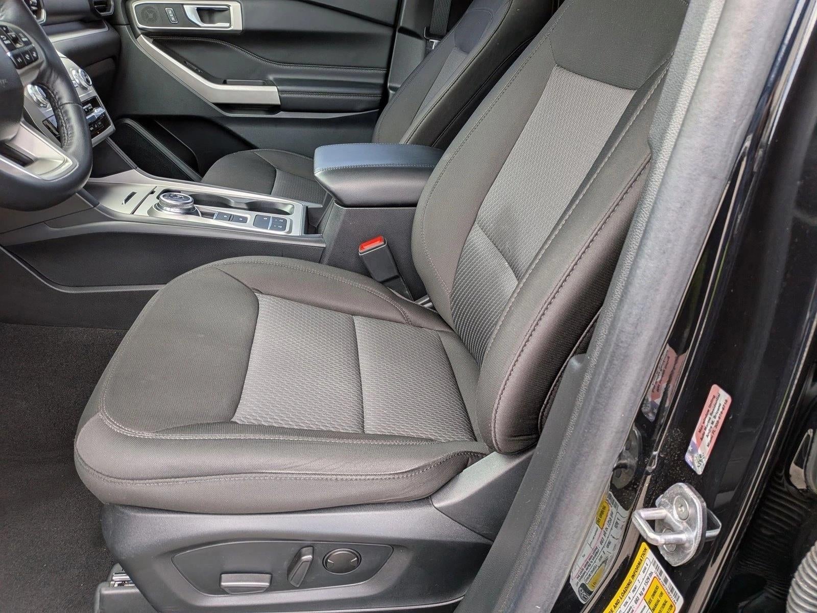 2023 Ford Explorer XLT RWD