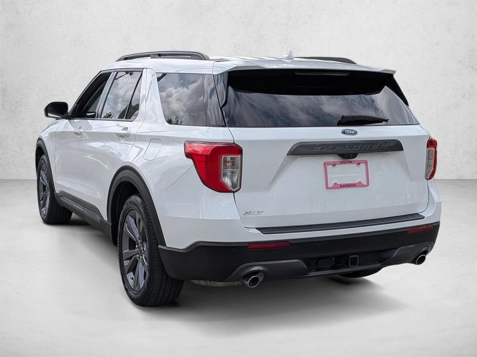 2023 Ford Explorer XLT RWD