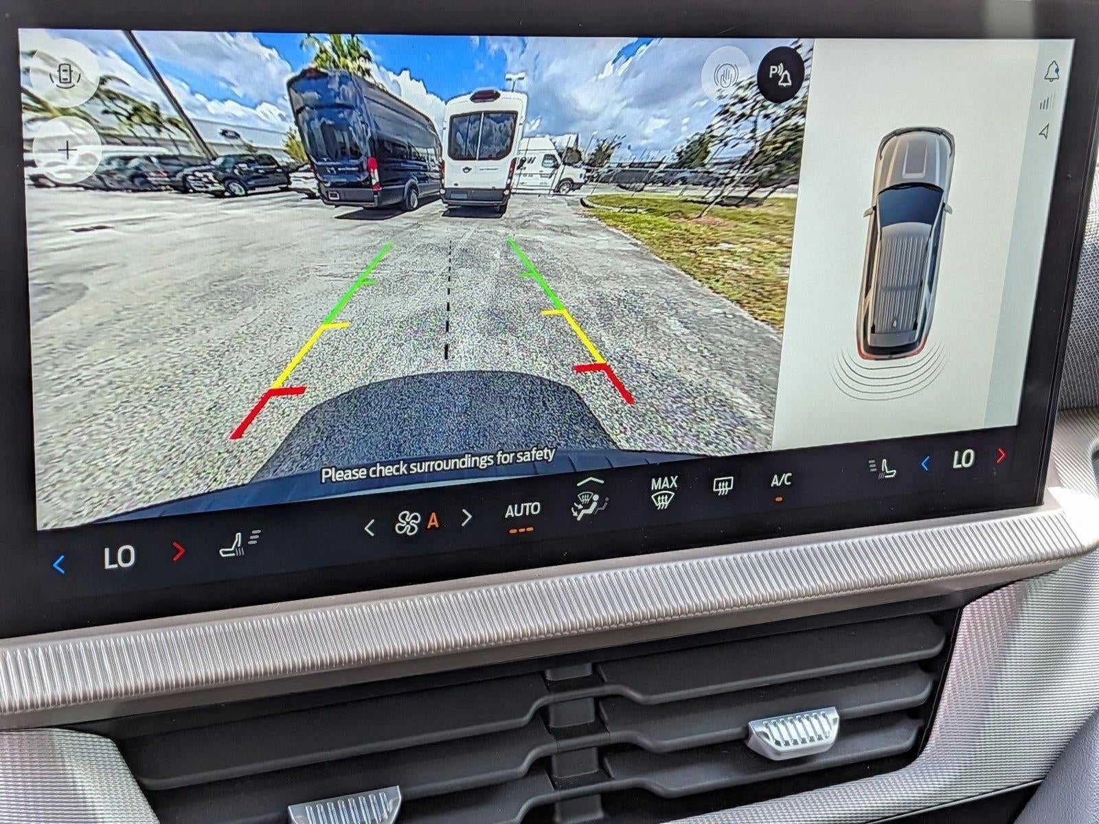 2025 Ford Explorer Active RWD
