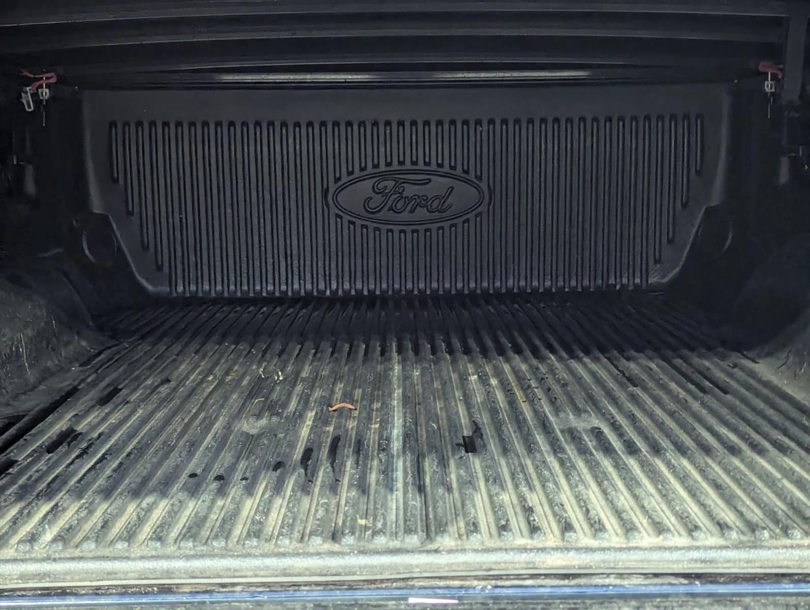 2022 Ford Super Duty F-250 SRW XLT 4WD Crew Cab 6.75' Box