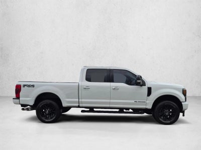 2022 Ford Super Duty F-250 SRW LARIAT 4WD Crew Cab 6.75' Box