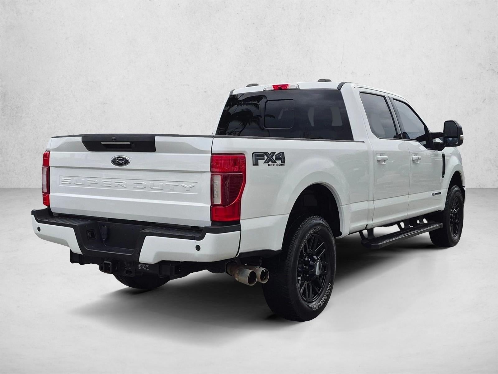 2022 Ford Super Duty F-250 SRW LARIAT 4WD Crew Cab 6.75' Box