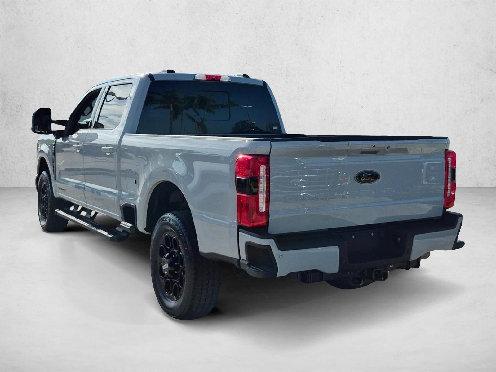 2025 Ford Super Duty F-250 SRW LARIAT 4WD Crew Cab 6.75' Box