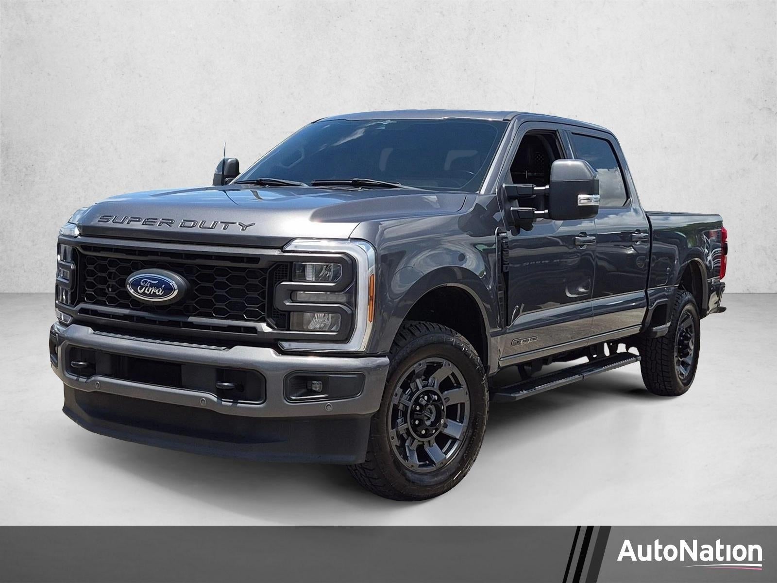 2023 Ford Super Duty F-250 SRW LARIAT 4WD Crew Cab 6.75' Box