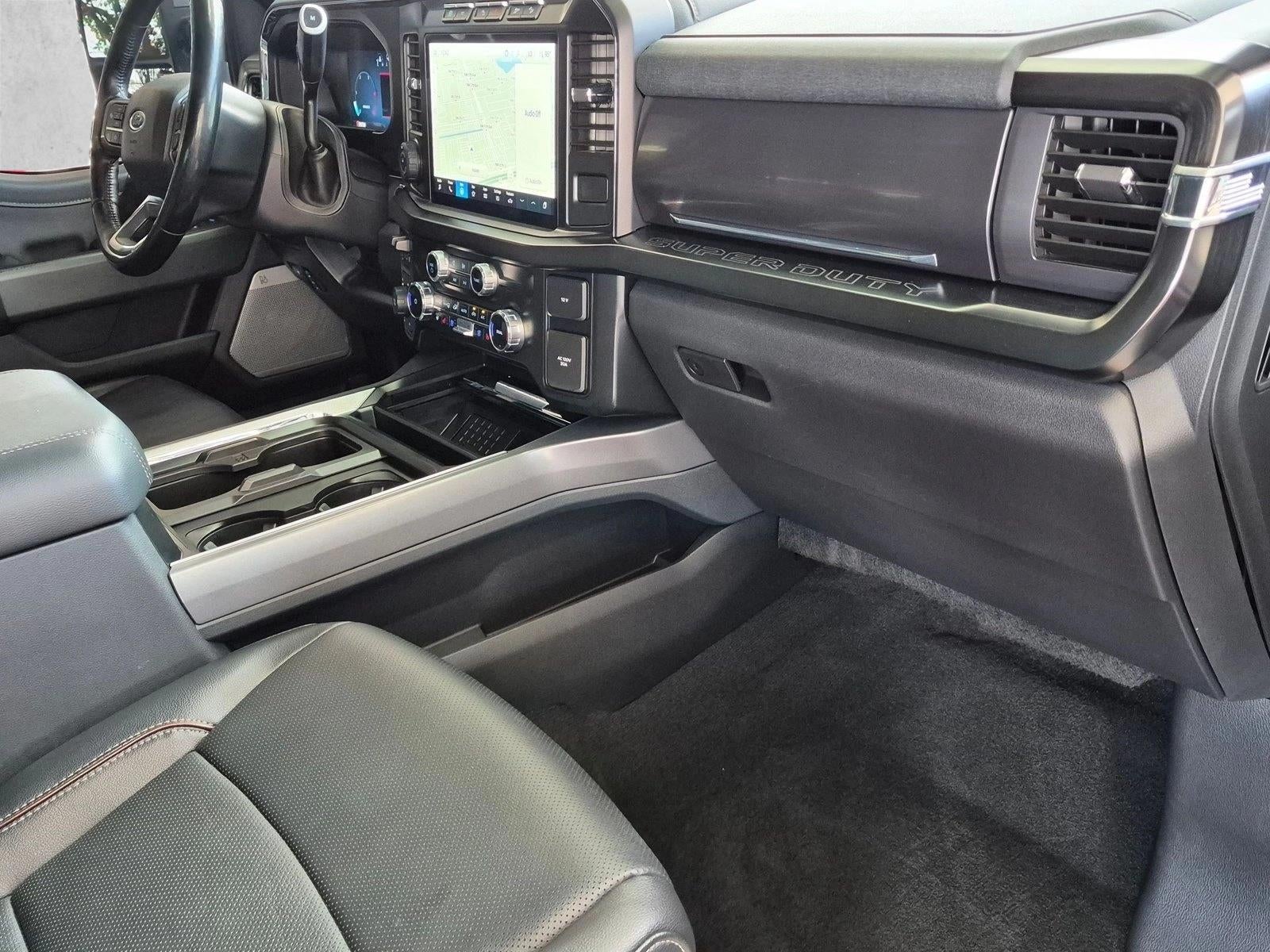 2023 Ford Super Duty F-250 SRW LARIAT 4WD Crew Cab 6.75' Box