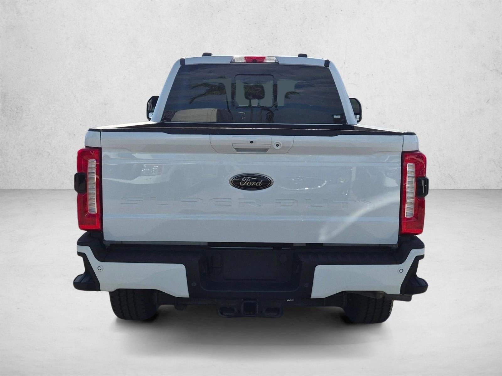 2024 Ford Super Duty F-250 SRW LARIAT 4WD Crew Cab 6.75' Box