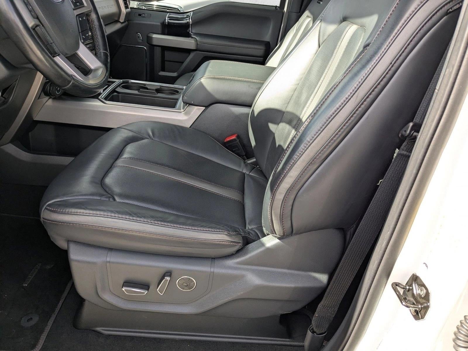 2022 Ford Super Duty F-350 SRW Platinum 4WD Crew Cab 6.75' Box