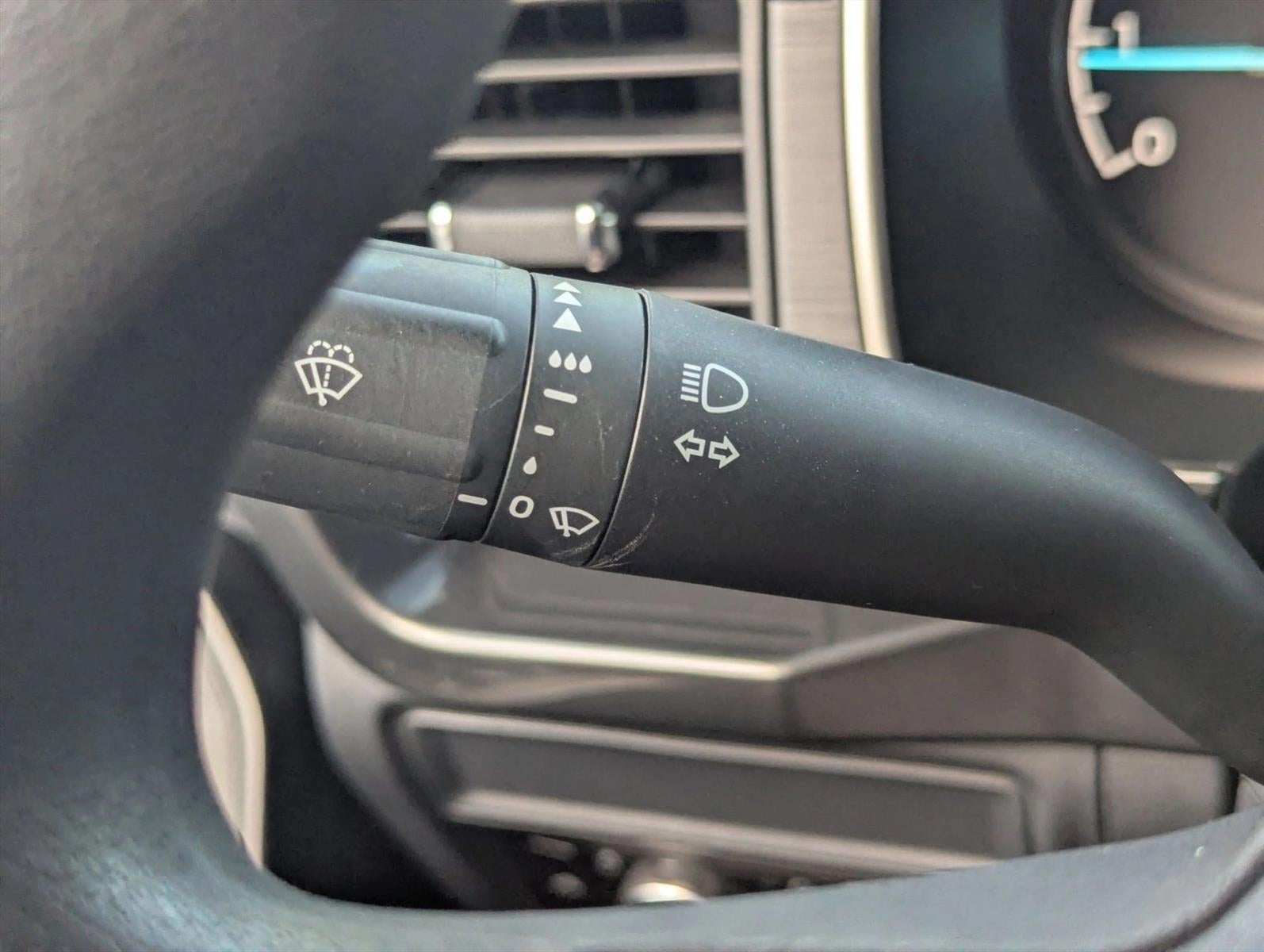 2023 Ford F-150 XL 2WD SuperCrew 5.5' Box