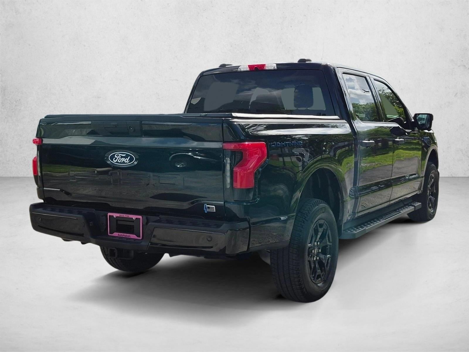 2025 Ford F-150 Lightning XLT 4WD SuperCrew 5.5' Box