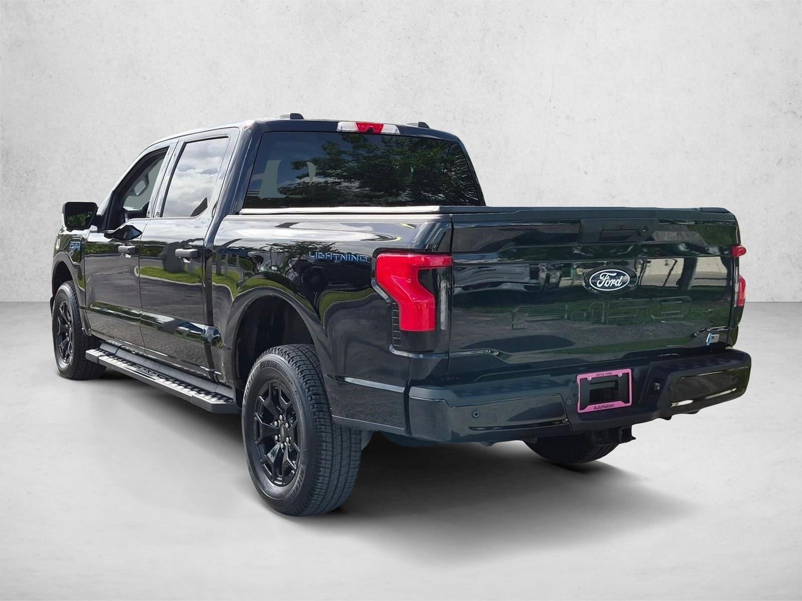 2025 Ford F-150 Lightning XLT 4WD SuperCrew 5.5' Box