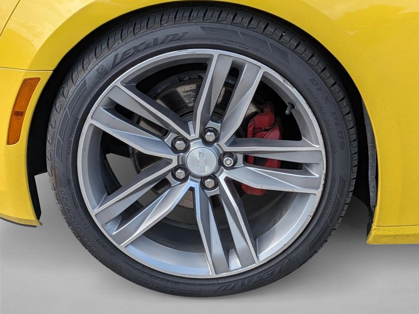 2017 Chevrolet Camaro 2dr Convertible 2LT