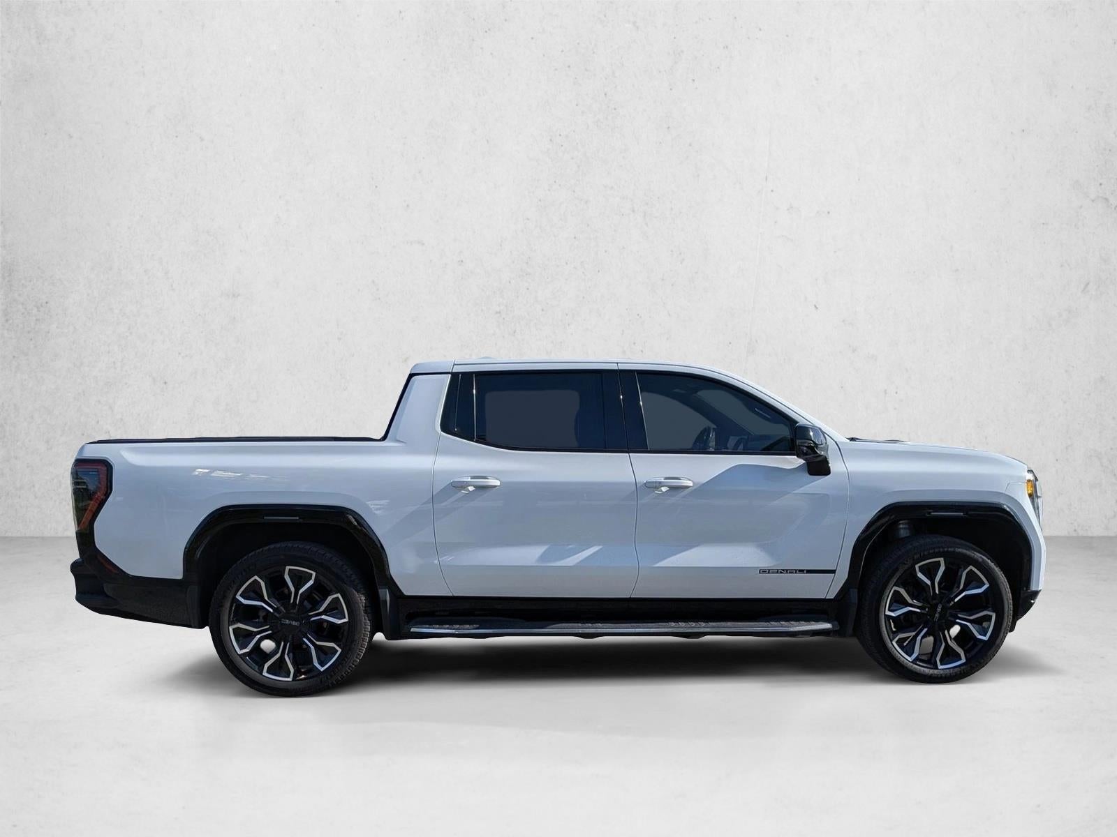 2025 GMC Sierra EV e4WD Crew Cab Extended Range Denali