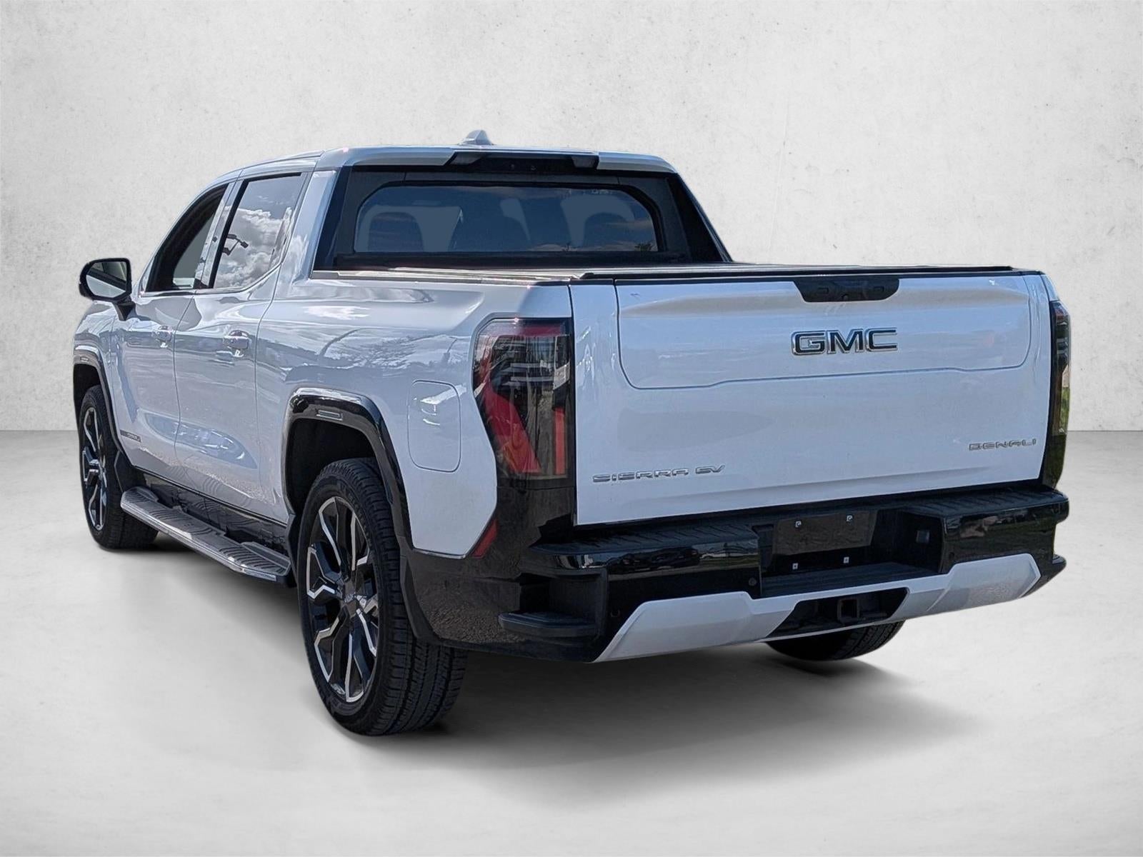2025 GMC Sierra EV e4WD Crew Cab Extended Range Denali