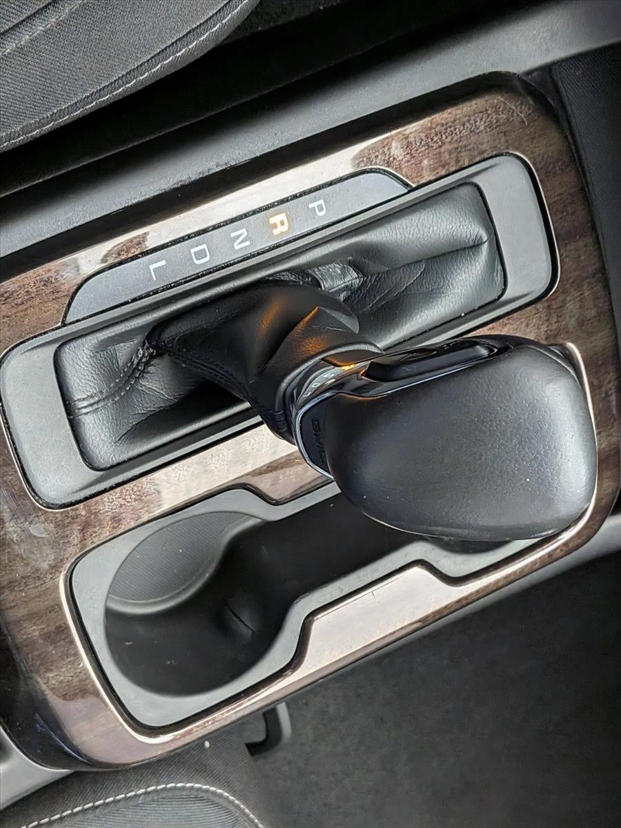 2022 GMC Canyon Crew Cab Short Box 2-Wheel Drive Elevation