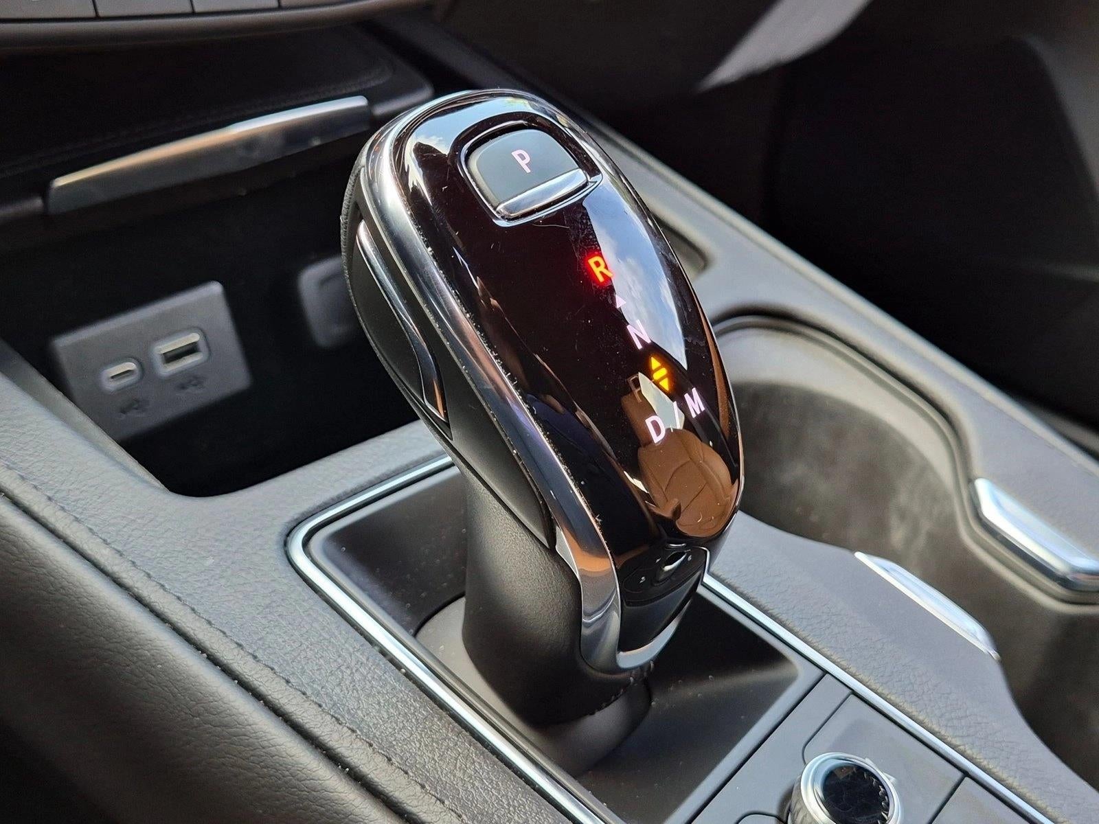 2024 Cadillac XT4 FWD 4dr Premium Luxury
