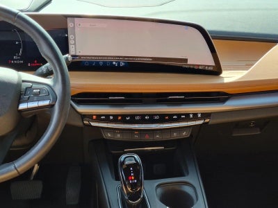 2024 Cadillac XT4 FWD 4dr Premium Luxury