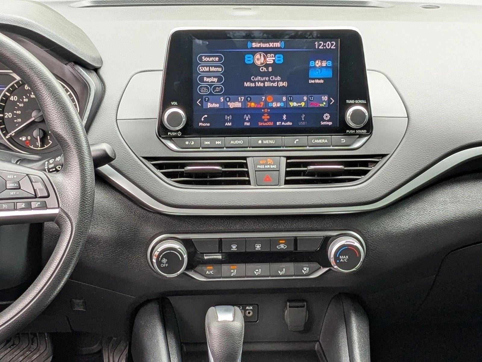 2022 Nissan Altima 2.5 SV Sedan