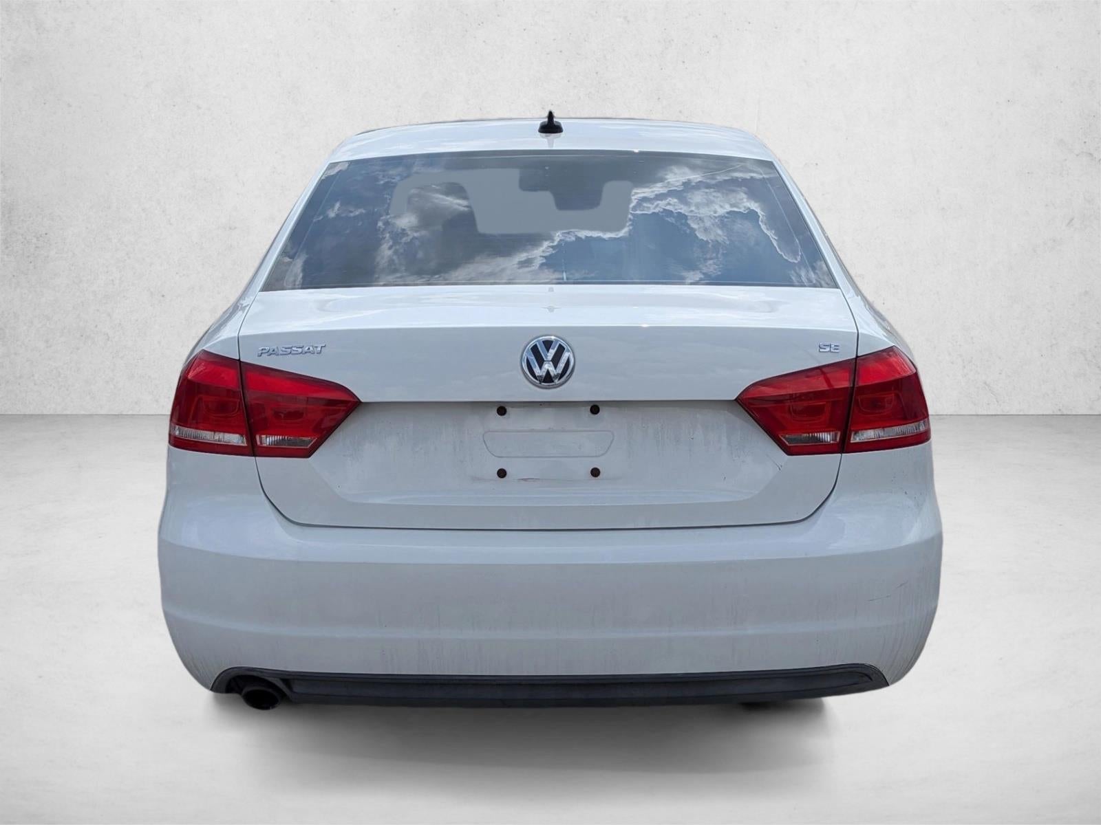 2013 Volkswagen Passat 4dr Sdn 2.5L Auto SE w/Sunroof PZEV