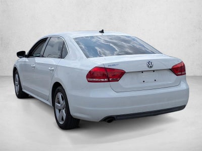 2013 Volkswagen Passat 4dr Sdn 2.5L Auto SE w/Sunroof PZEV