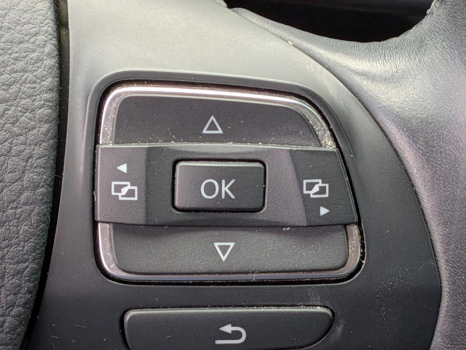 2013 Volkswagen Passat 4dr Sdn 2.5L Auto SE w/Sunroof PZEV