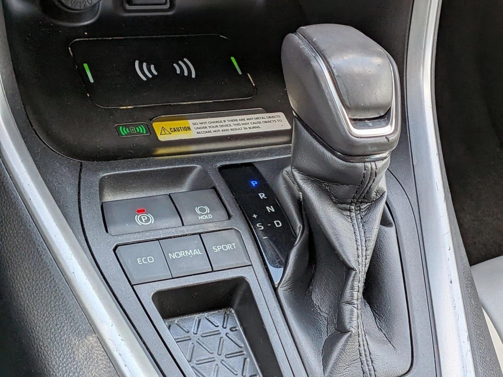 2022 Toyota RAV4 XLE Premium FWD (Natl)