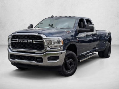 2024 RAM 3500 Tradesman 4x4 Crew Cab 8' Box