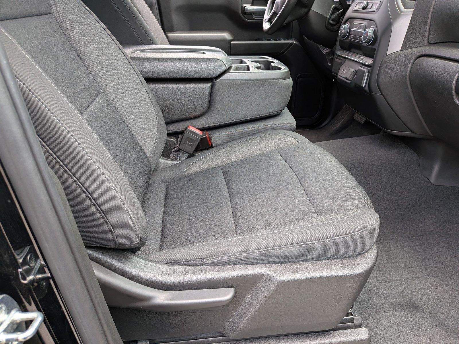 2022 Chevrolet Silverado 1500 Crew Cab Short Box 2-Wheel Drive Custom