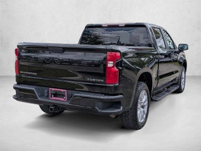 2022 Chevrolet Silverado 1500 Crew Cab Short Box 2-Wheel Drive Custom