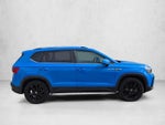 2022 Volkswagen Taos SE 4MOTION