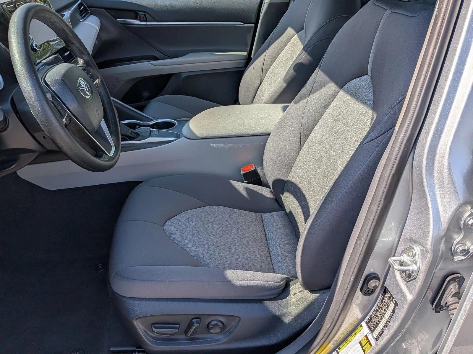 2023 Toyota Camry LE Auto (SE)