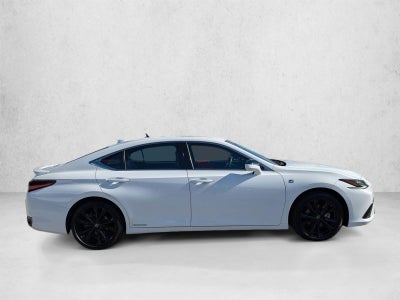2022 Lexus ES 300h F SPORT FWD
