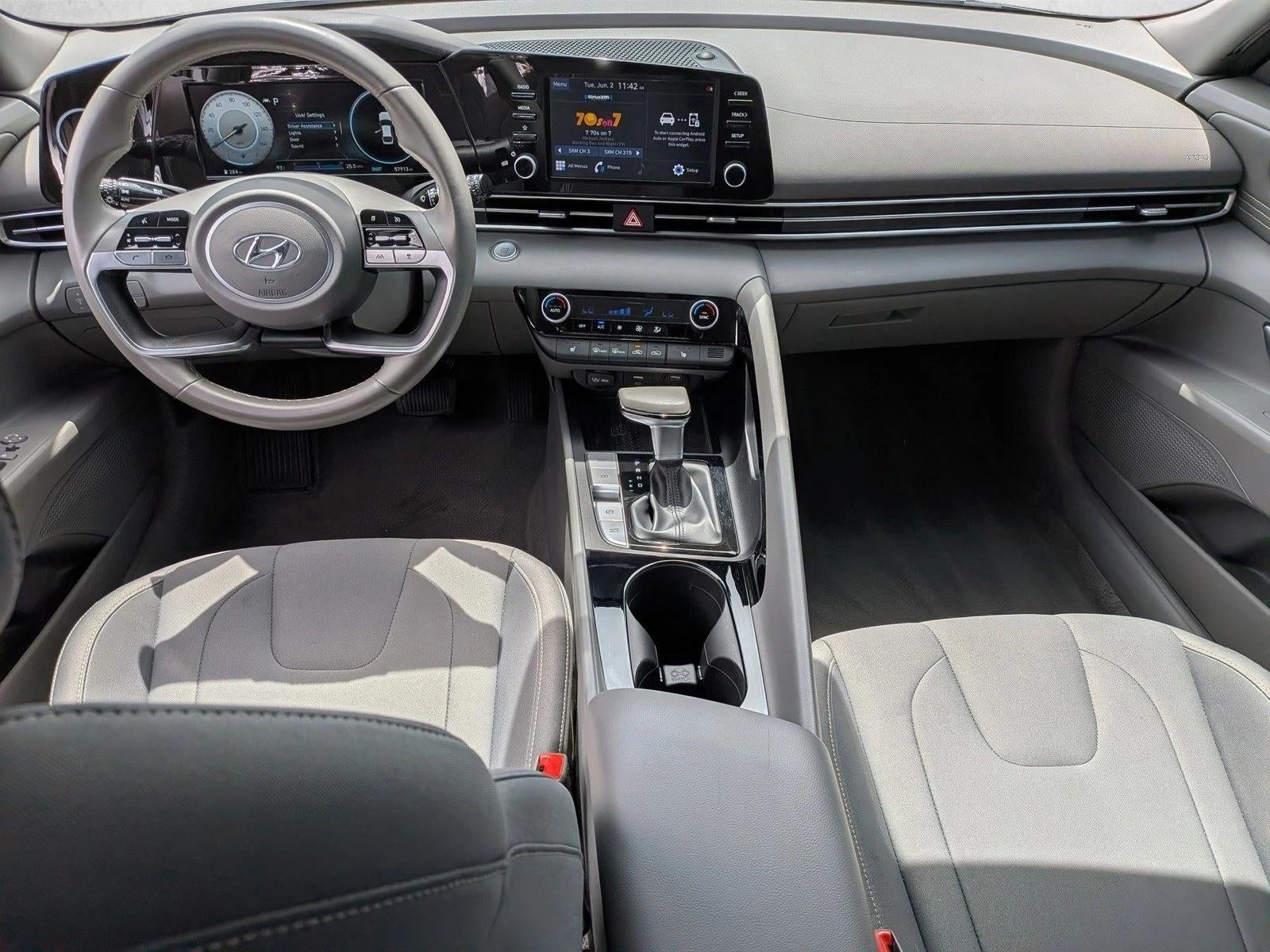 2022 Hyundai ELANTRA SEL IVT