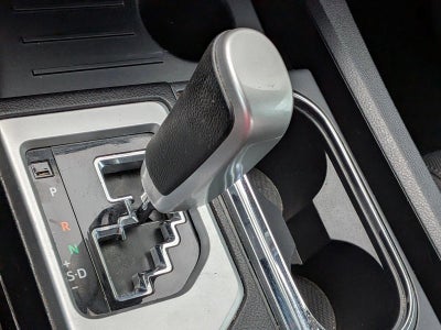 2015 Toyota Tundra 2WD Truck 2WD Double Cab Standard Bed 5.7L V8 SR5 (Natl)