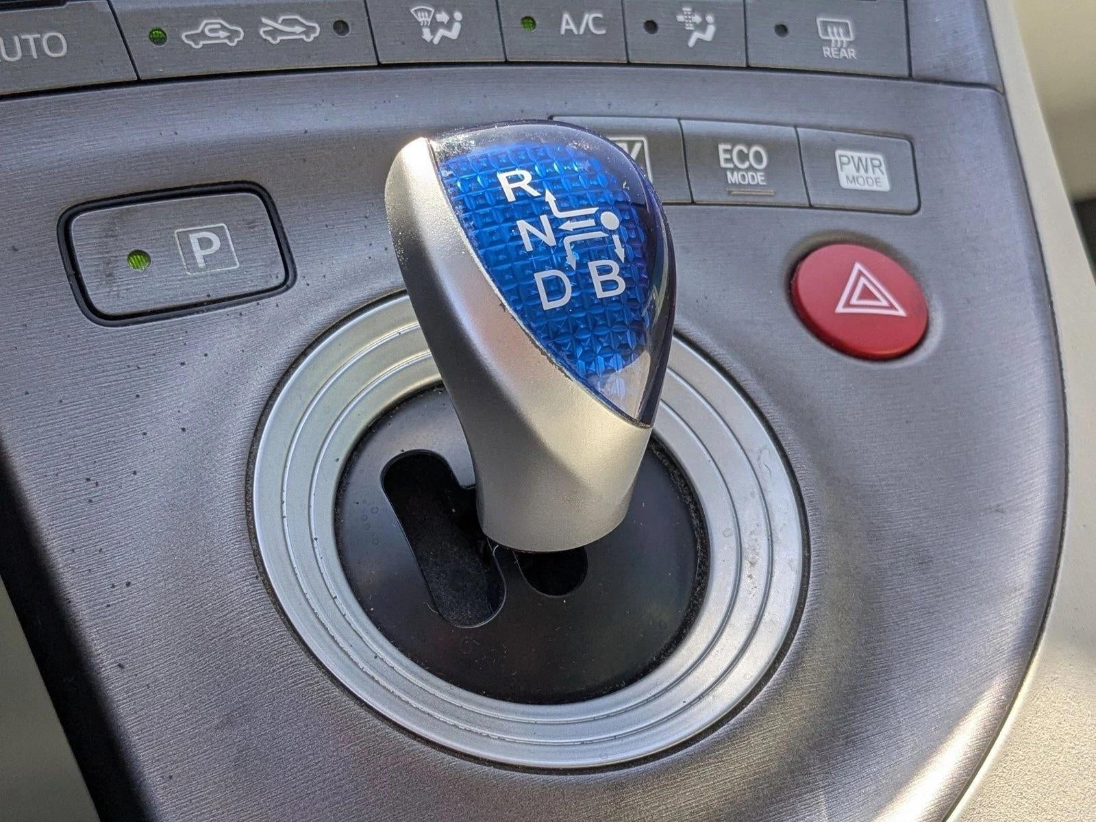 2015 Toyota Prius 5dr HB Two (SE)