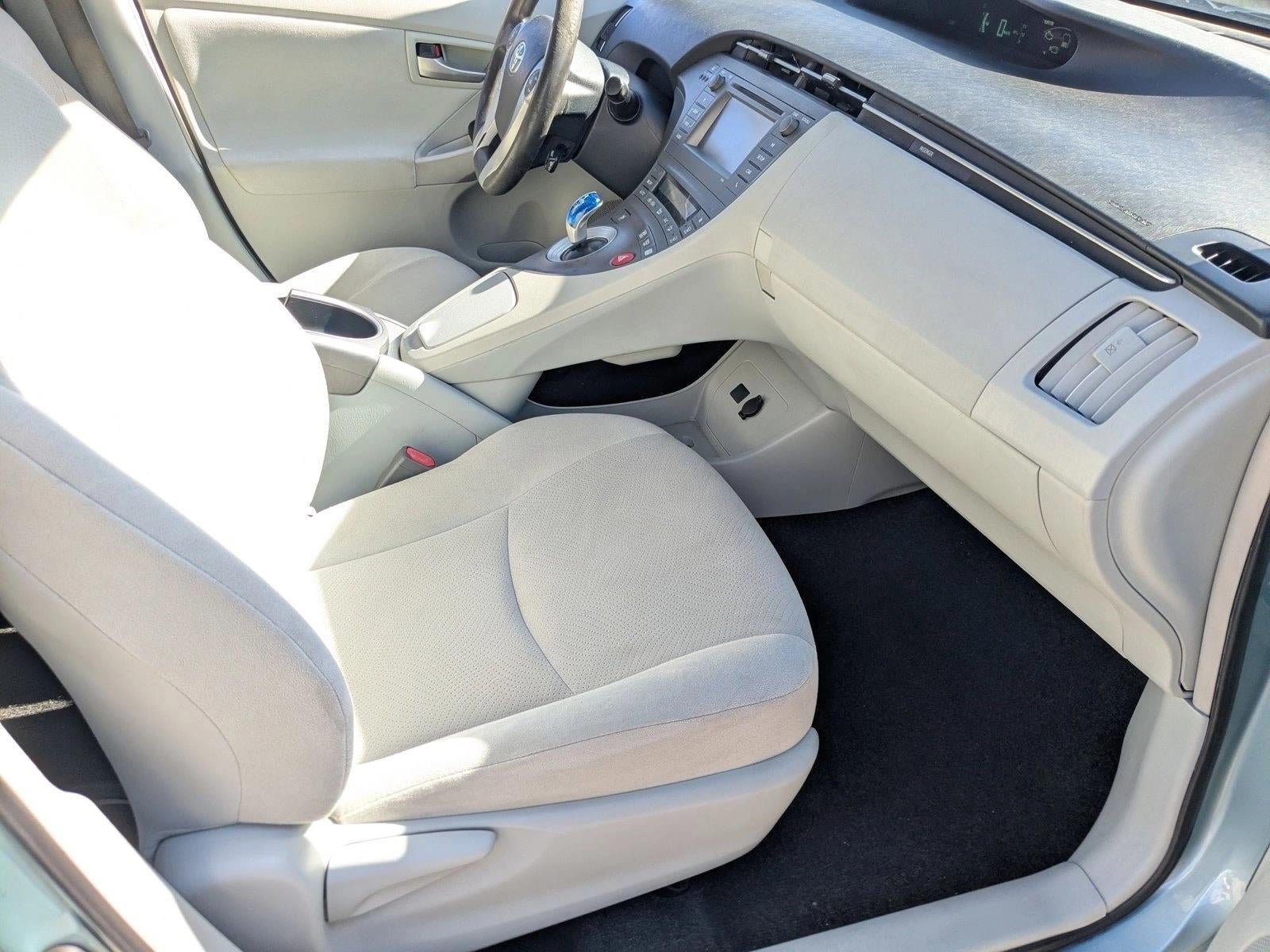 2015 Toyota Prius 5dr HB Two (SE)