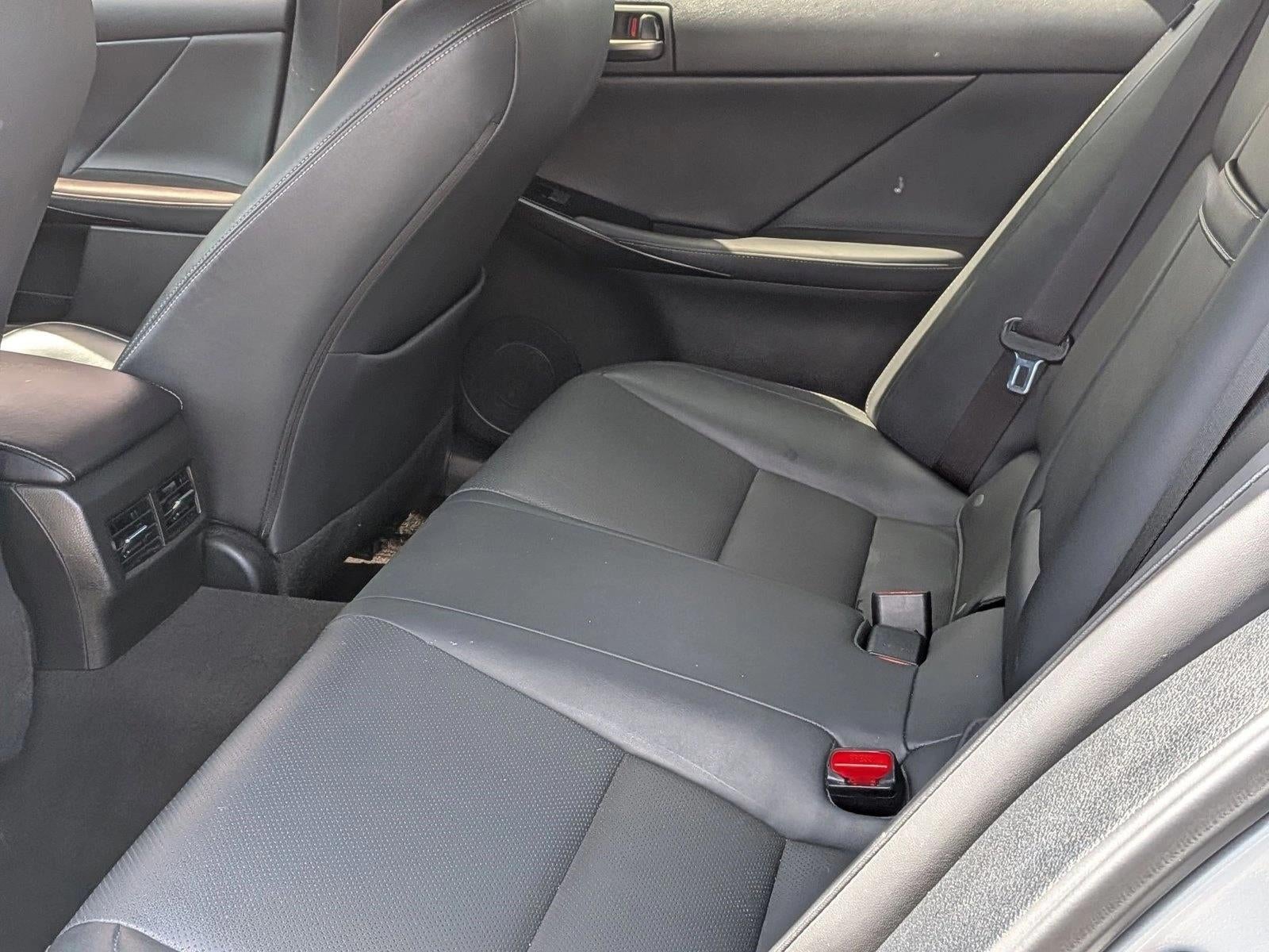 2021 Lexus IS 300 RWD