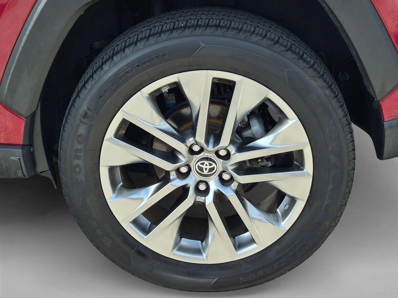 2019 Toyota RAV4 XLE Premium FWD (Natl)