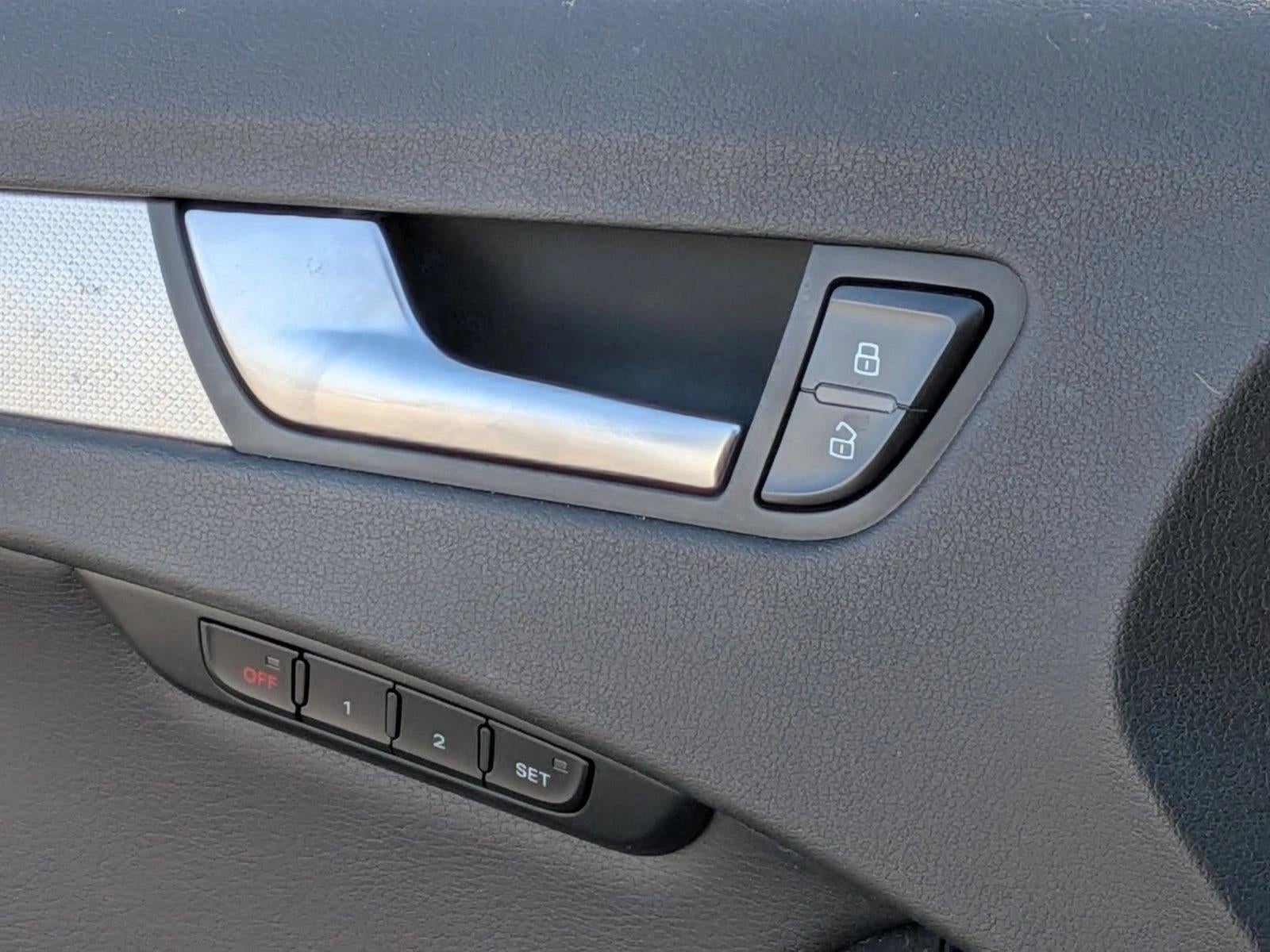 2013 Audi A4 4dr Sdn Auto quattro 2.0T Premium Plus
