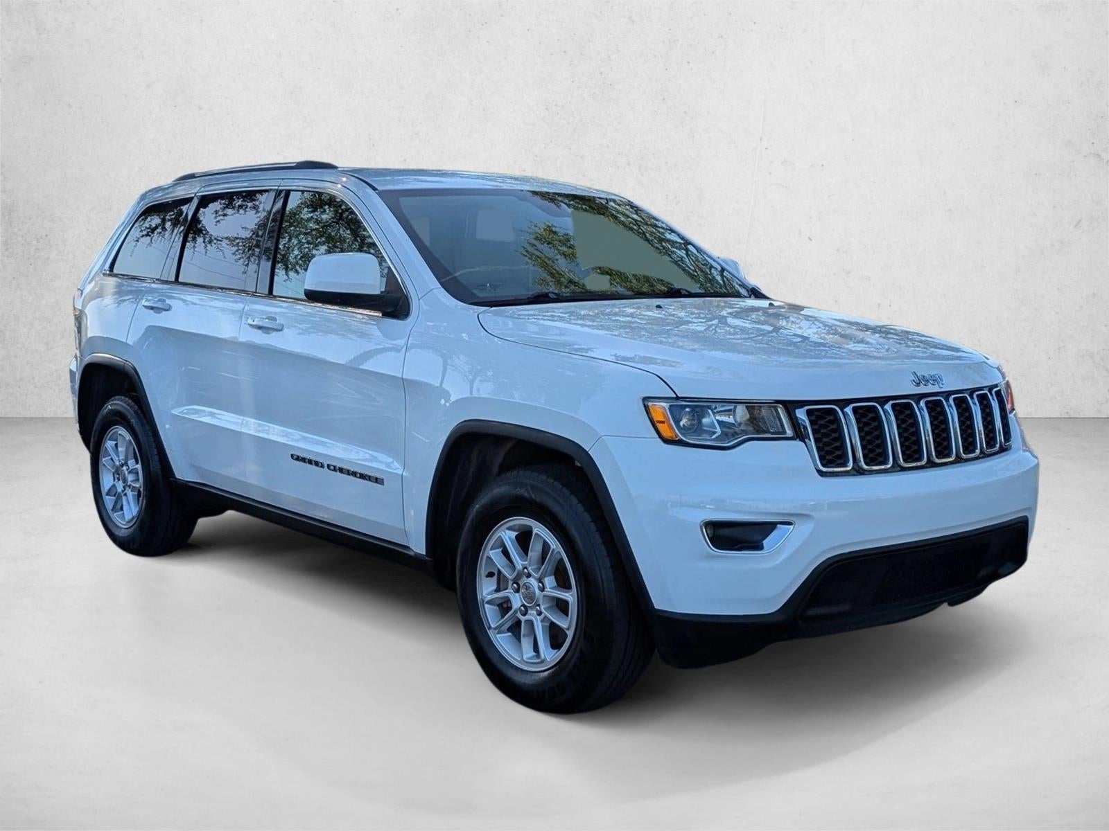 2019 Jeep Grand Cherokee Laredo E 4x2