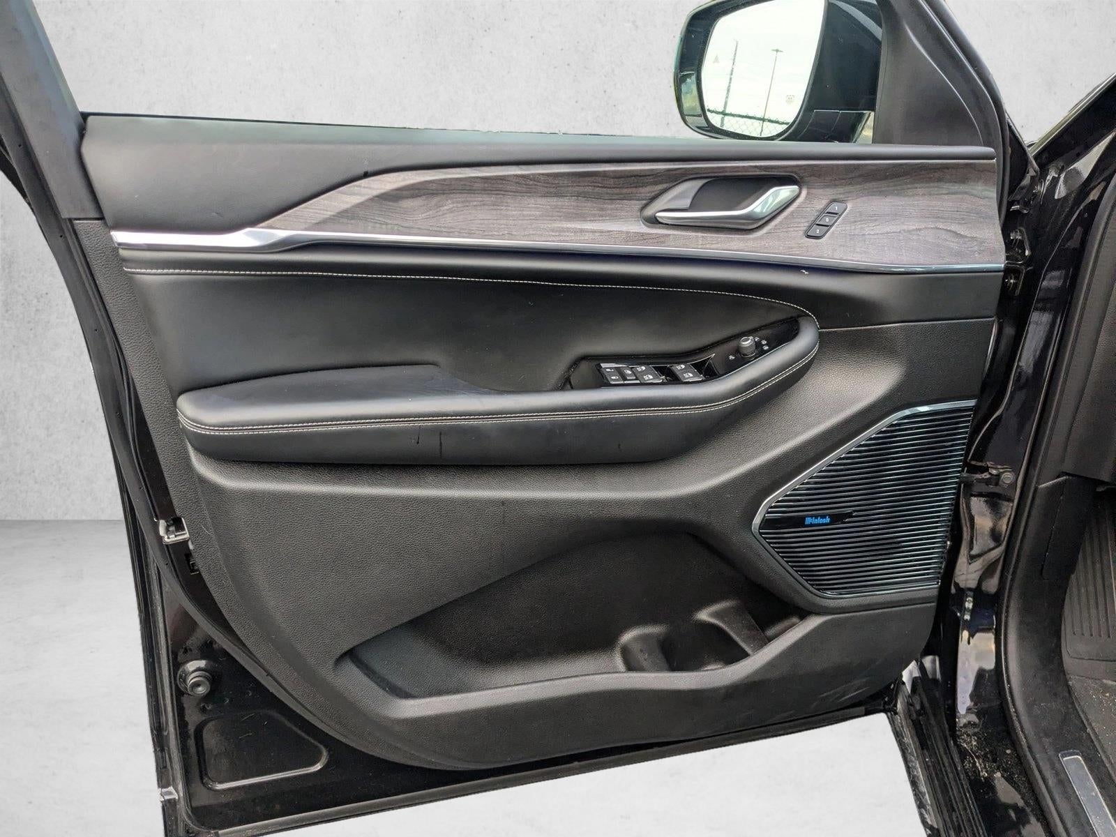 2022 Jeep Grand Cherokee 4xe Overland 4x4