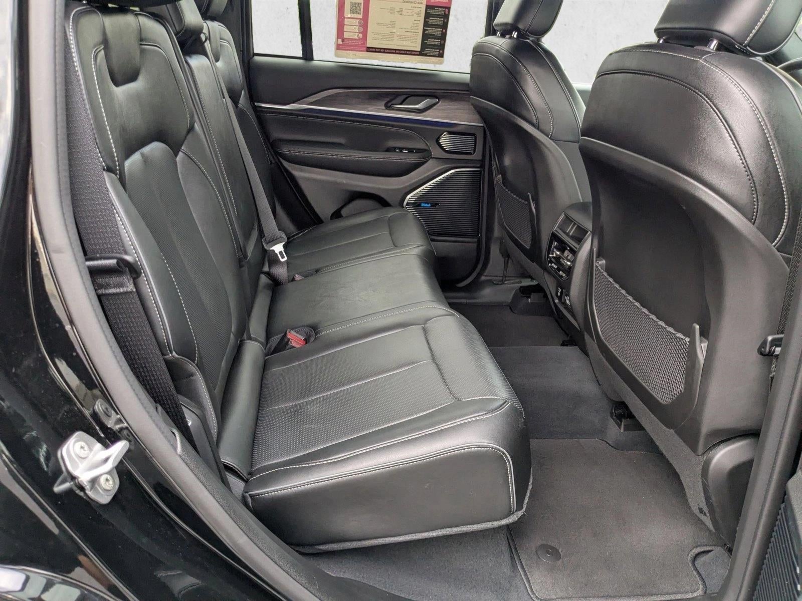 2022 Jeep Grand Cherokee 4xe Overland 4x4