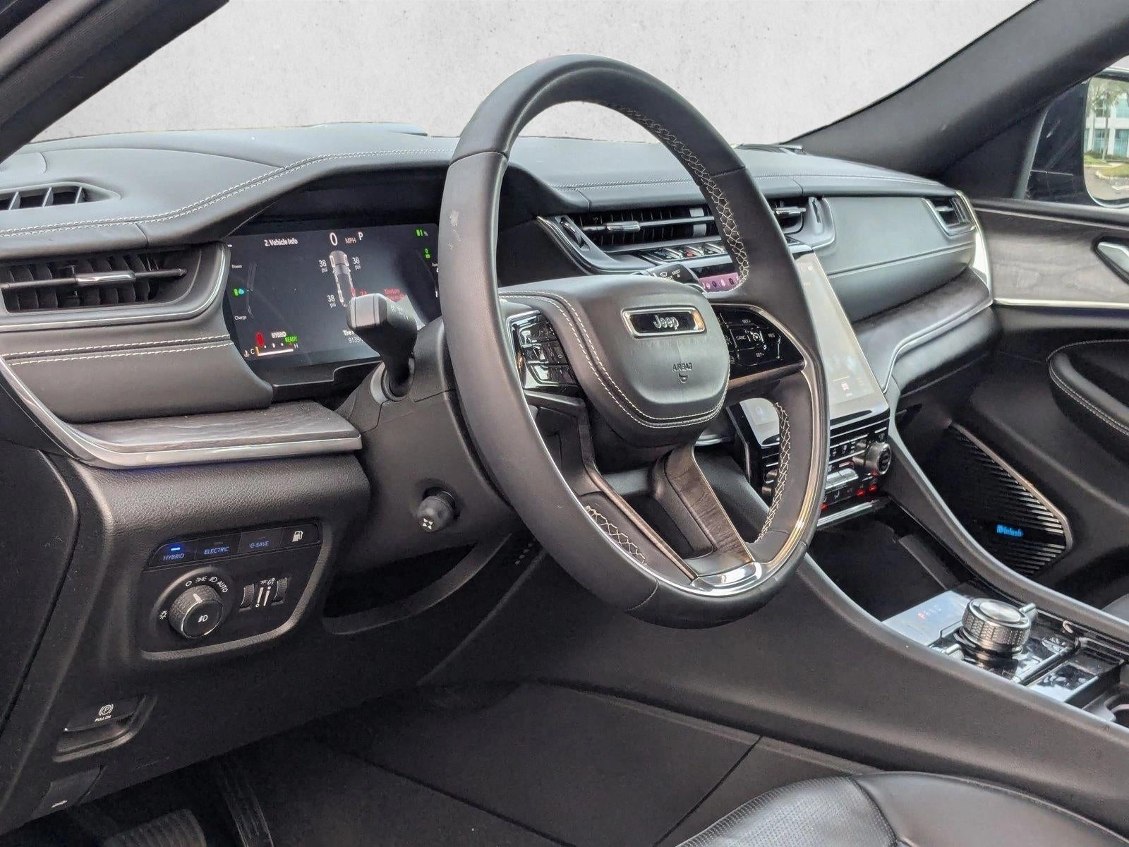 2022 Jeep Grand Cherokee 4xe Overland 4x4