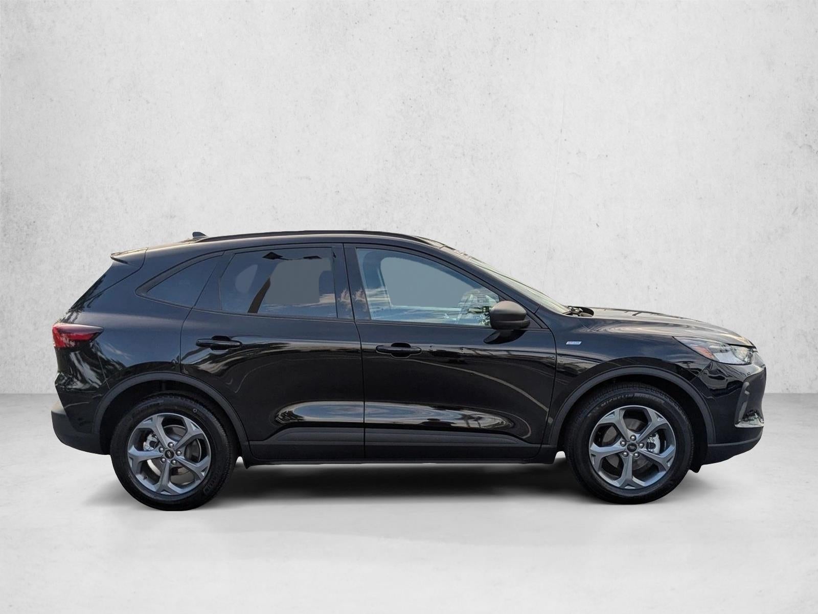 2025 Ford Escape ST-Line FWD