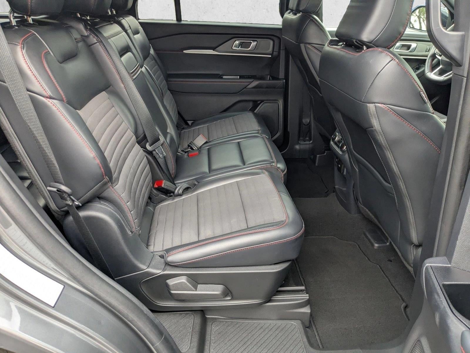 2025 Ford Explorer ST-Line 4WD